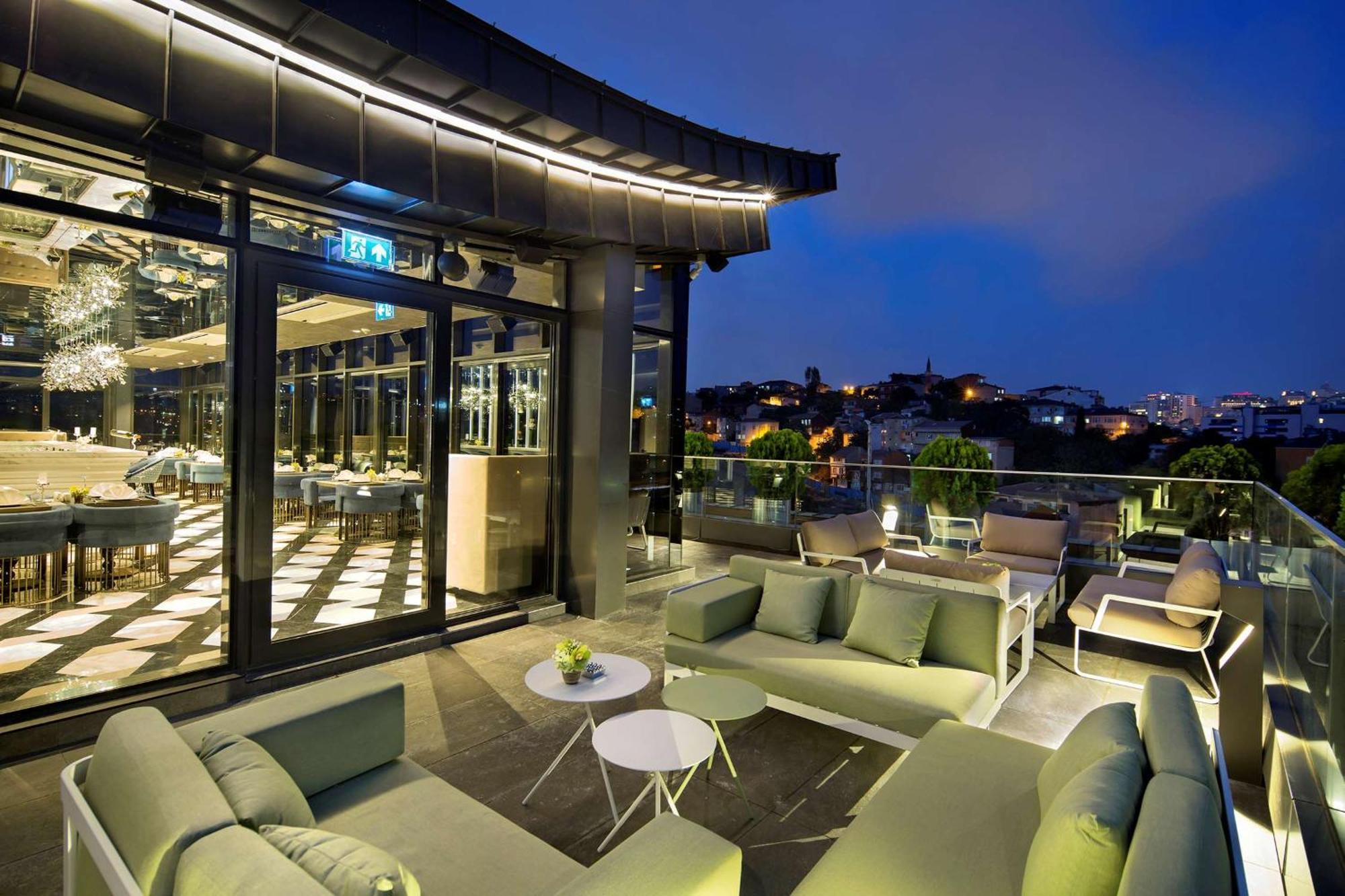Doubletree By Hilton Istanbul - Piyalepasa Hotel Eksteriør billede